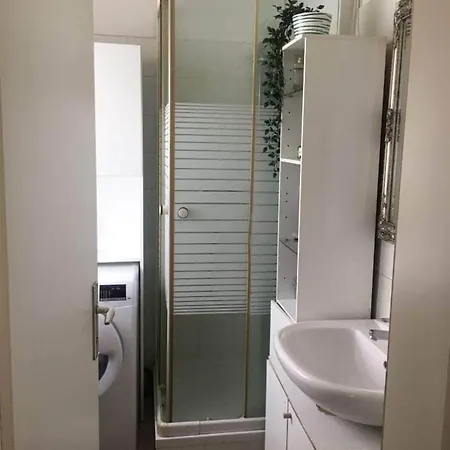 Near Redbull Ring Apartment *